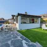 Ferienhaus Con Piscina Privada En Playa De Sonabia *