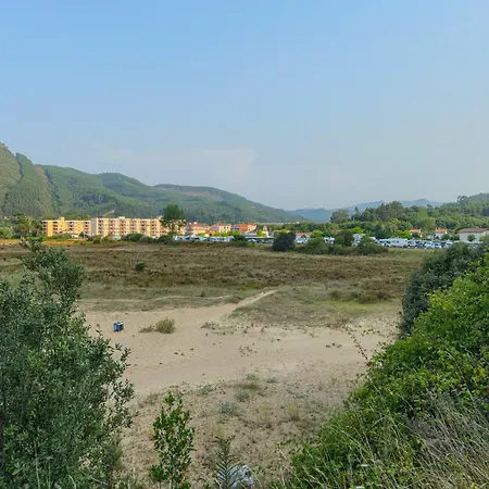 Con Piscina Privada En Playa De Sonabia 카스트로우르디알레스