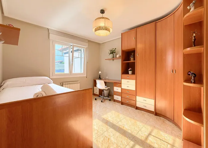 Con Piscina Privada En Playa De Sonabia Castro Urdiales