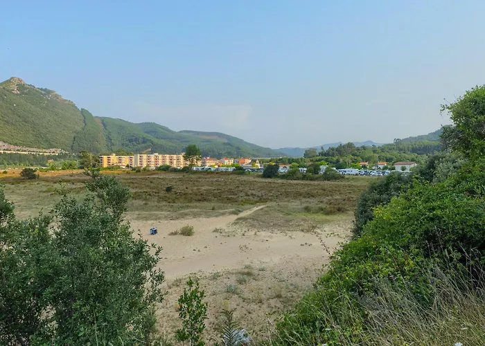 Con Piscina Privada En Playa De Sonabia Castro Urdiales