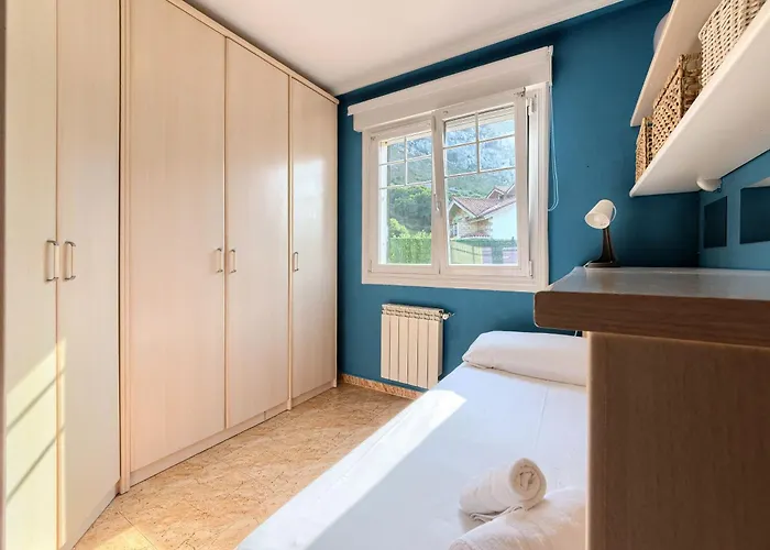 Con Piscina Privada En Playa De Sonabia Castro Urdiales