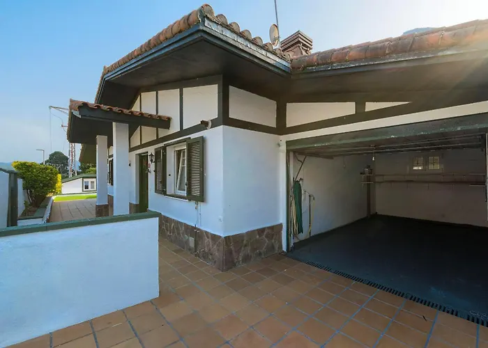 Con Piscina Privada En Playa De Sonabia Castro Urdiales