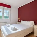 Con Piscina Privada En Playa De Sonabia Кастро-Урдиалес