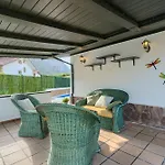 Дом отдыха Con Piscina Privada En Playa De Sonabia Кастро-Урдиалес