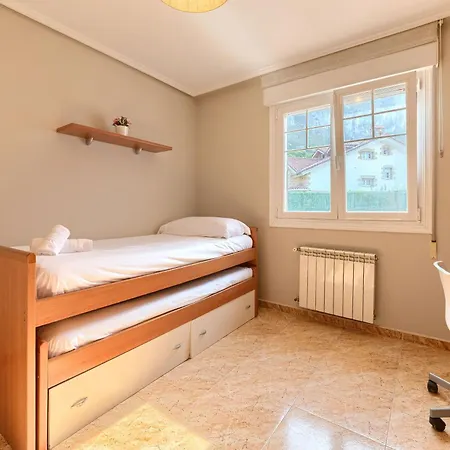 Con Piscina Privada En Playa De Sonabia *